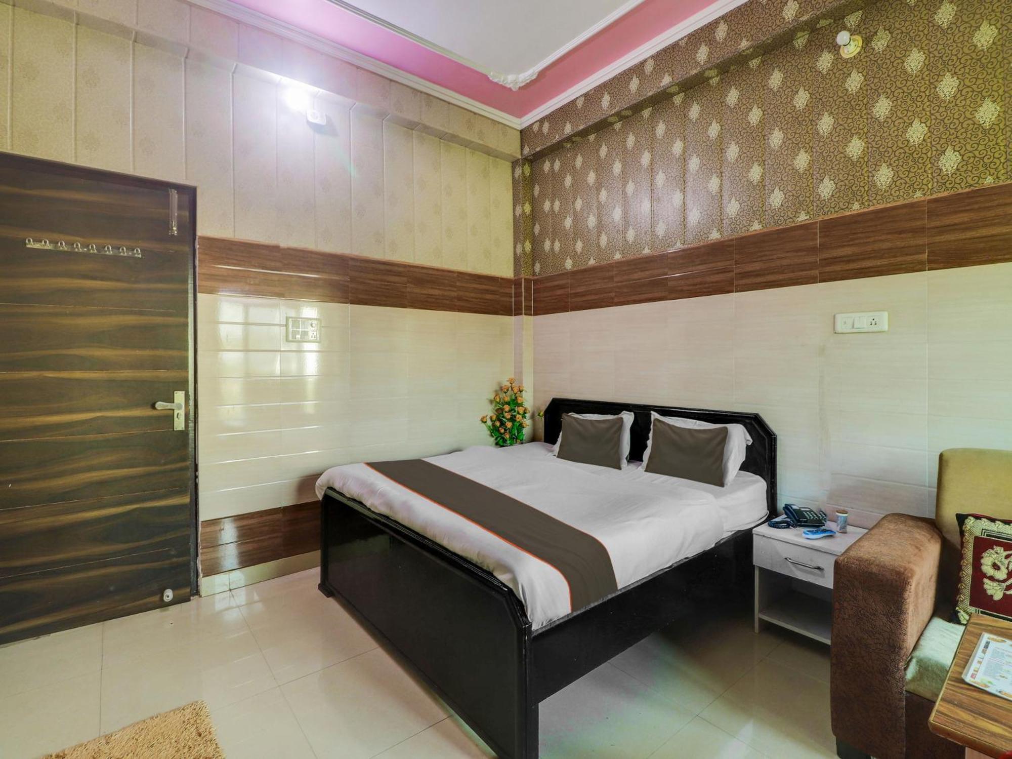 Collection O Paradise And Restaurant Hotel Kashipur Buitenkant foto